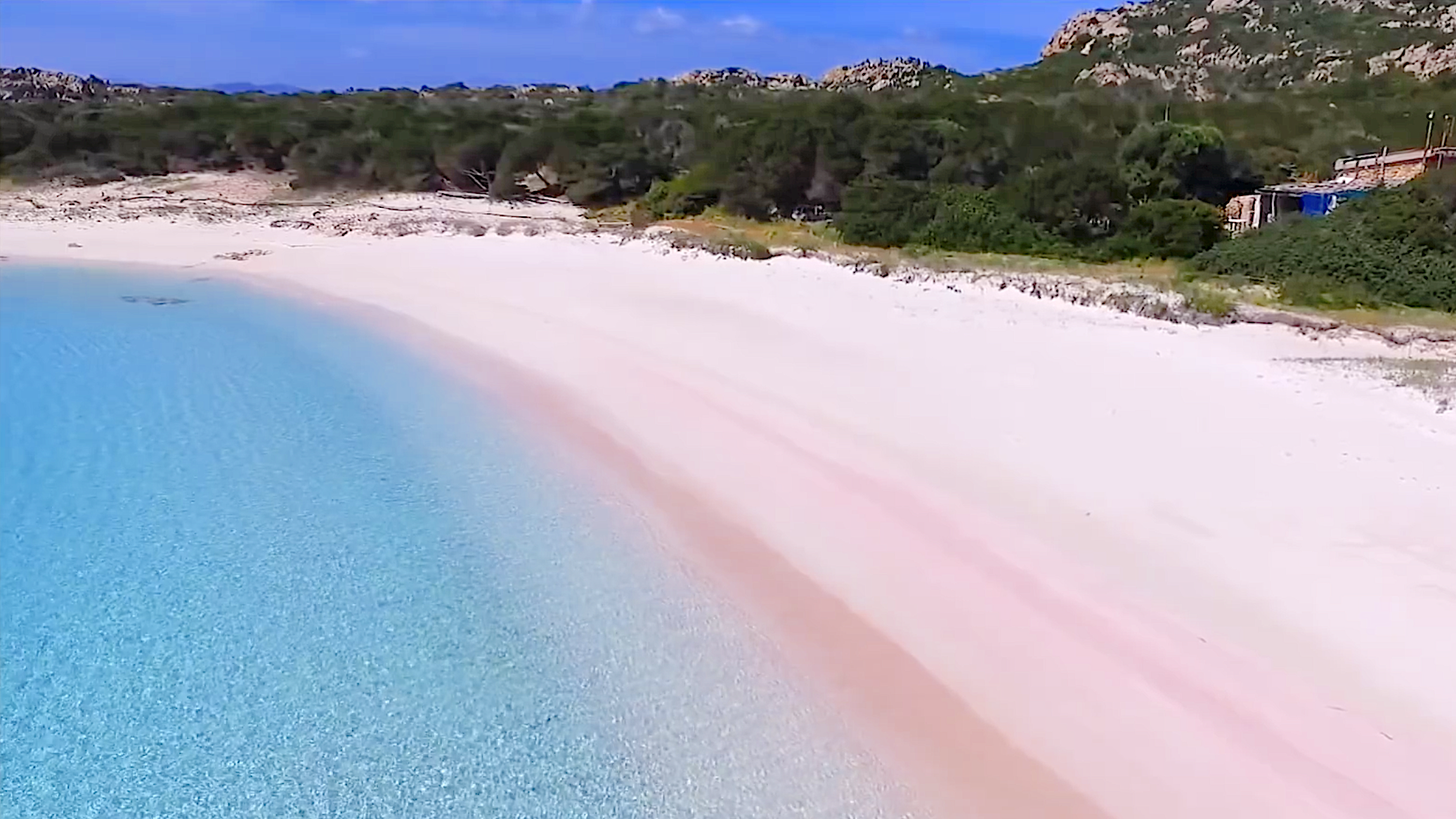 Budelli-Sardegna-spiaggia-rosa-tour-sardinia-daily-charter